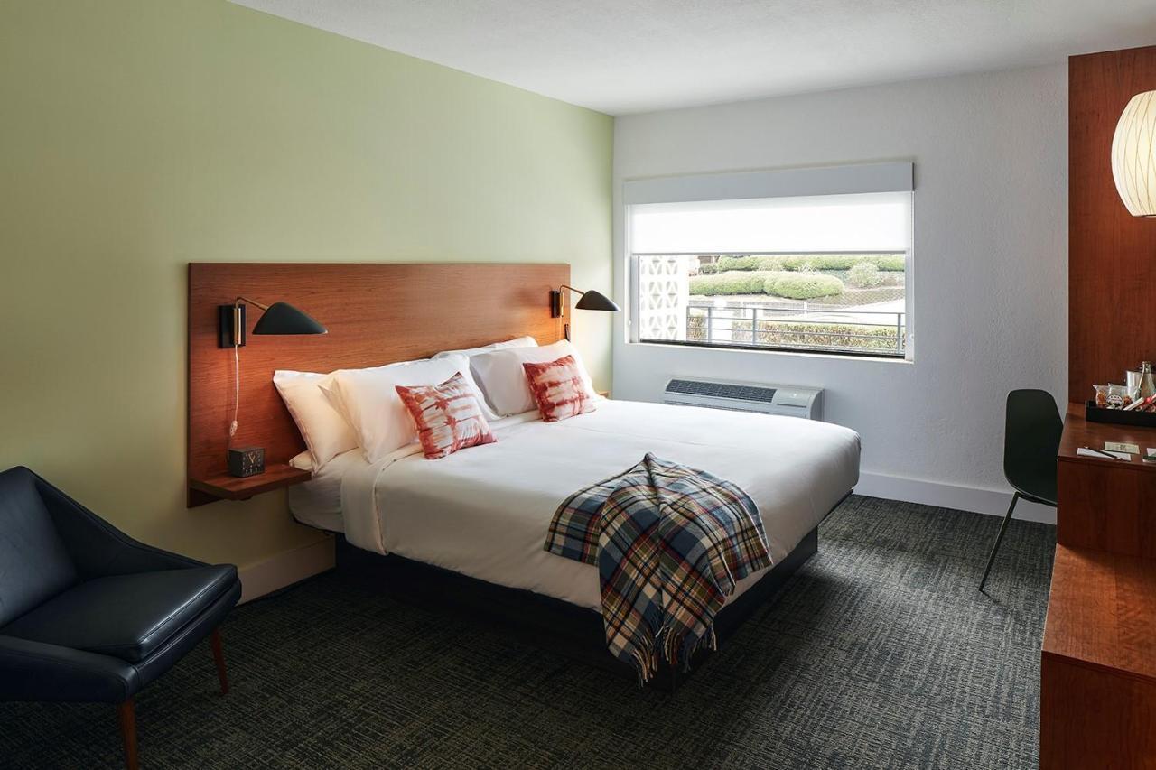 The Longleaf Hotel Raleigh Buitenkant foto